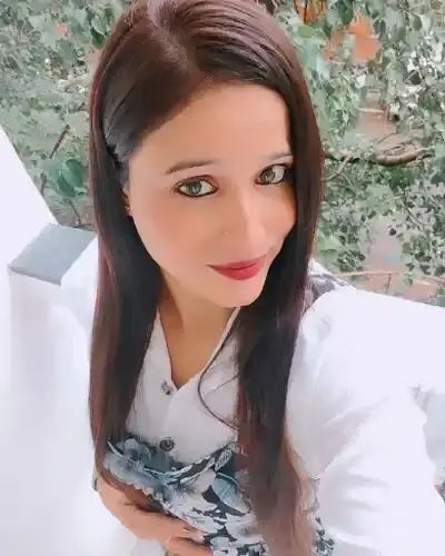 Call Girls in Kanpur Nagar